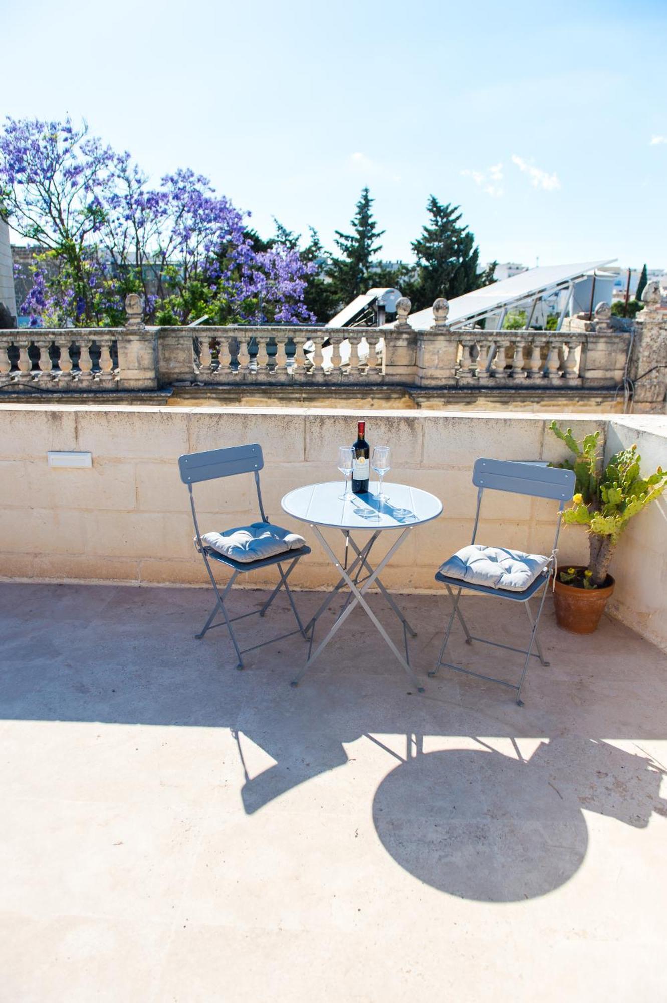 San Anton Suites Attard Exterior photo